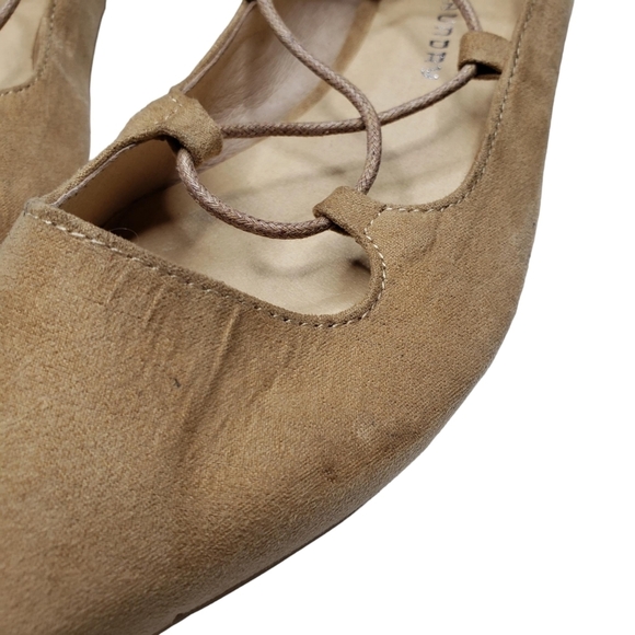Chinese Laundry | Tan Neutral Vegan Suede Pointed Toe Lace Up Flats Women's 7.5 - Picture 11 of 14